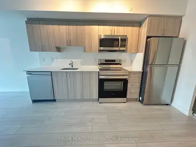 556 Marlee Avenue 402, Toronto, On M6b 0b1