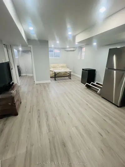 121 Bonnieglen Farm Boulevard Basement, Caledon, On L7c 4b8