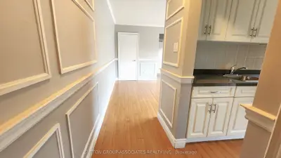1 Greenbrook Drive 202, Toronto, On M6m 2j8