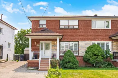 43 Donofree Road, Toronto, On M6l 2p4
