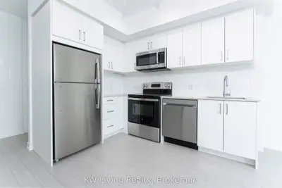 4010 Eglinton Avenue W 1809, Toronto, On M9a 0g5