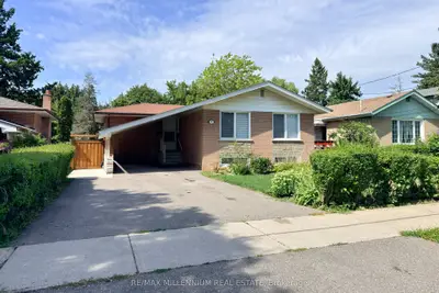 72 Hadrian Avenue, Toronto, On M9w 1v4