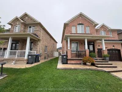102 Earlsbridge Boulevard, Brampton, On L7a 3w7