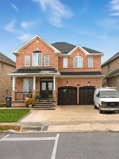 102 Earlsbridge Boulevard, Brampton, On L7a 3w7