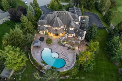 25 Turtle Lake Drive, Halton Hills, On L7j 2w7