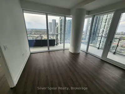 448 Burnhamthorpe Road 1904, Mississauga, On L5b 0r4