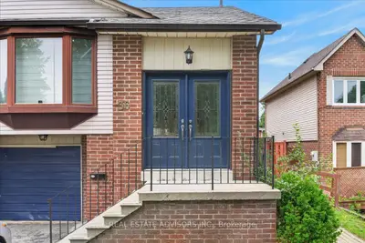 36 Mount Pleasant Drive, Brampton, On L6z 1k2