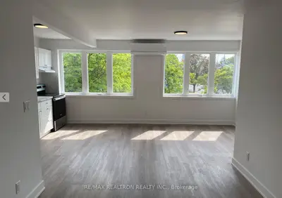 409 Royal York Road S 02, Toronto, On M8y 2r8