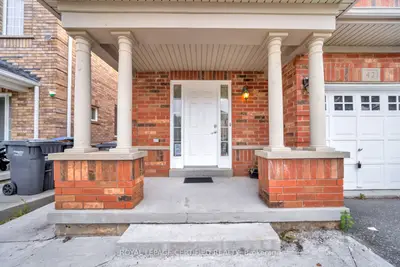 42 Trumpet Valley Boulevard, Brampton, On L7a 3n8
