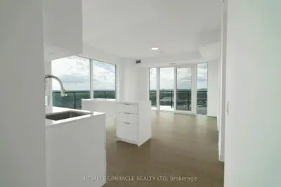 15 Skyridge Drive 1604, Brampton, On L6p 4s3