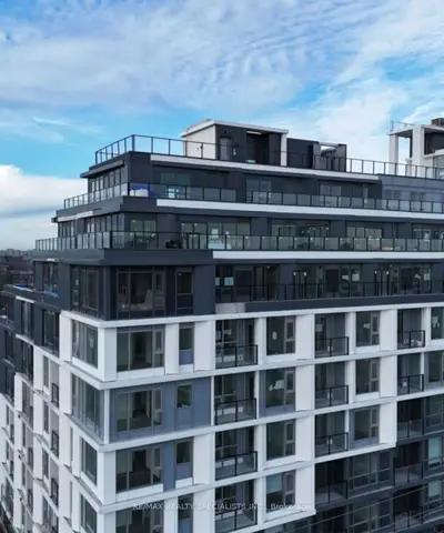 556 Marlee Avenue 809, Toronto, On M6b 0b1