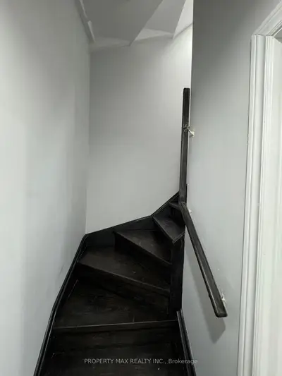41 Trudelle Crescent Basement Sep Ent, Brampton, On L7a 2z2