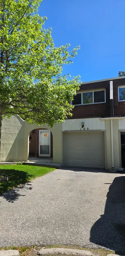 1180 Mississauga Valley Boulevard 100, Mississauga, On L5a 3m9