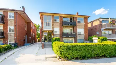 136 Portland Street, Toronto, On M8y 1b2