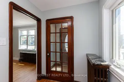 480 Jane Street 1, Toronto, On M6s 4a2