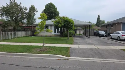 26 Murchison Crescent, Toronto, On M9v 3p6