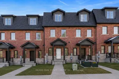17 James Street, Halton Hills, On L7g 2h2