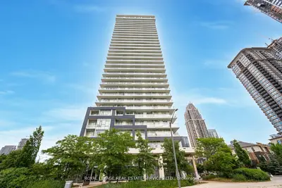 360 Square One Drive 602, Mississauga, On L5b 0e6