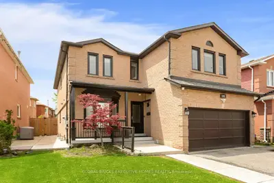 5952 Grossbeak Drive Upper, Mississauga, On L5n 6b3
