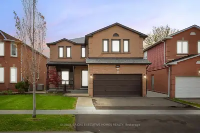 5952 Grossbeak Drive Upper, Mississauga, On L5n 6b3