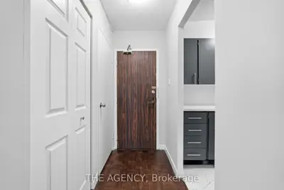 2350 Dundas Street W 2004a, Toronto, On M6p 4b1