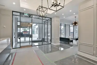 2060 Lakeshore Road 1802, Burlington, On L7r 0g2
