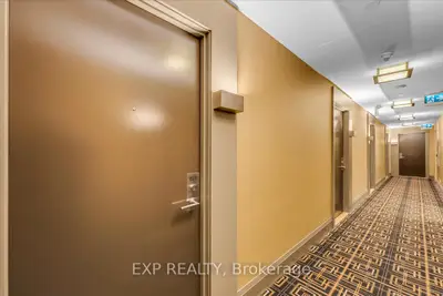 17 Zorra Street 1509, Toronto, On M8z 0c8