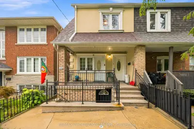 166 Caledonia Road, Toronto, On M6e 4s7