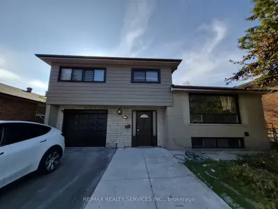 35 Jersey Avenue, Brampton, On L6w 1l5