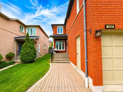 5456 Palmerston Crescent, Mississauga, On L5m 5z8
