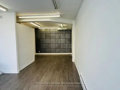 791 Lawrence Avenue W, Toronto, On M6a 1c2