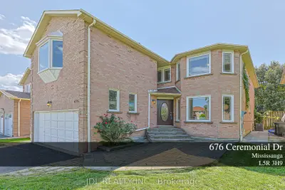 676 Ceremonial Drive, Mississauga, On L5r 3h9