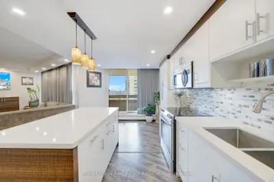 335 Mill Road 1406, Toronto, On M9c 1y6
