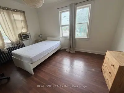 3287 Lake Shore Boulevard W Room2, Toronto, On M8w 1m8