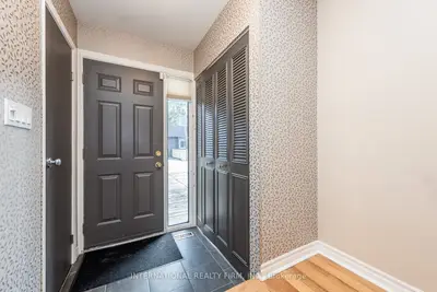 6855 Glen Erin Drive 15, Mississauga, On L5n 1p6