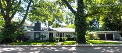 344 Maple Avenue, Oakville, On L6j 2h7