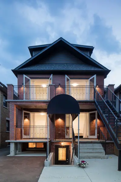 137 High Park Avenue, Toronto, On M6p 2s3