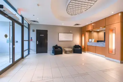 840 Queens Plate Drive 1605, Toronto, On M9w 0e7