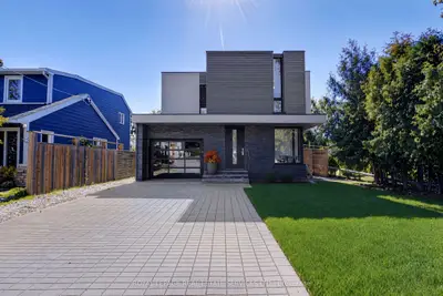 38 Stewart Street, Oakville, On L6k 1x5