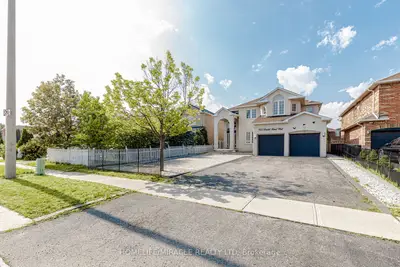 955 Bristol Road W, Mississauga, On L5v 2n9