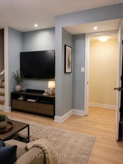 3304 Sunlight Street Basement, Mississauga, On L5m 0g8