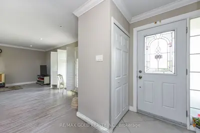 11 Dudley Place, Brampton, On L6t 3c2