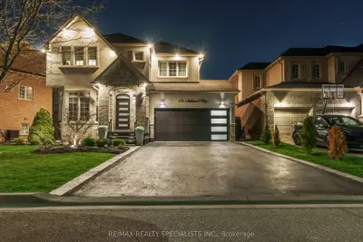 174 Milkweed Way, Oakville, On L6l 0a4