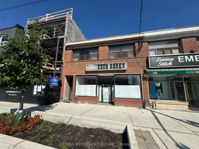 710 The Queensway Avenue, Toronto, On M8y 1l3