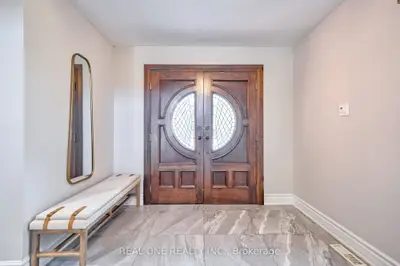 1321 Monks Passage, Oakville, On L6m 1k6