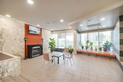 5 San Romano Way 705, Toronto, On M3n 2y4