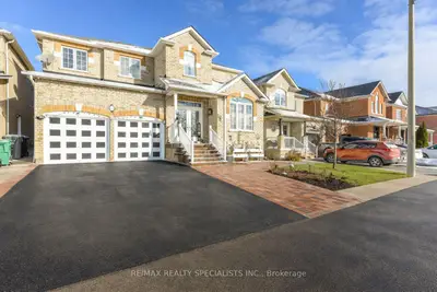 41 Madronna Gardens, Brampton, On L7a 2v9