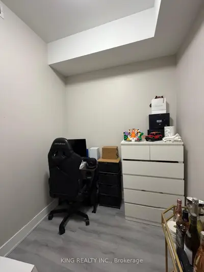 30 Shorebreeze Drive E 1412, Toronto, On M8v 0j1