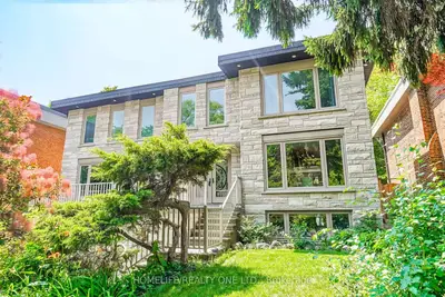 31 Bearwood Drive, Toronto, On M9a 4g5