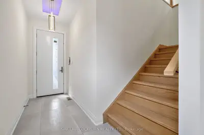 768 Montbeck Crescent, Mississauga, On L5g 1p3